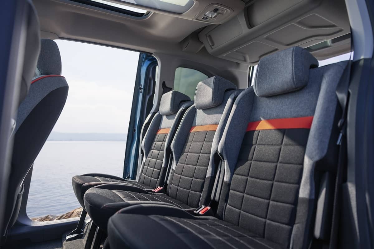 ベルランゴのゆとりある室内空間